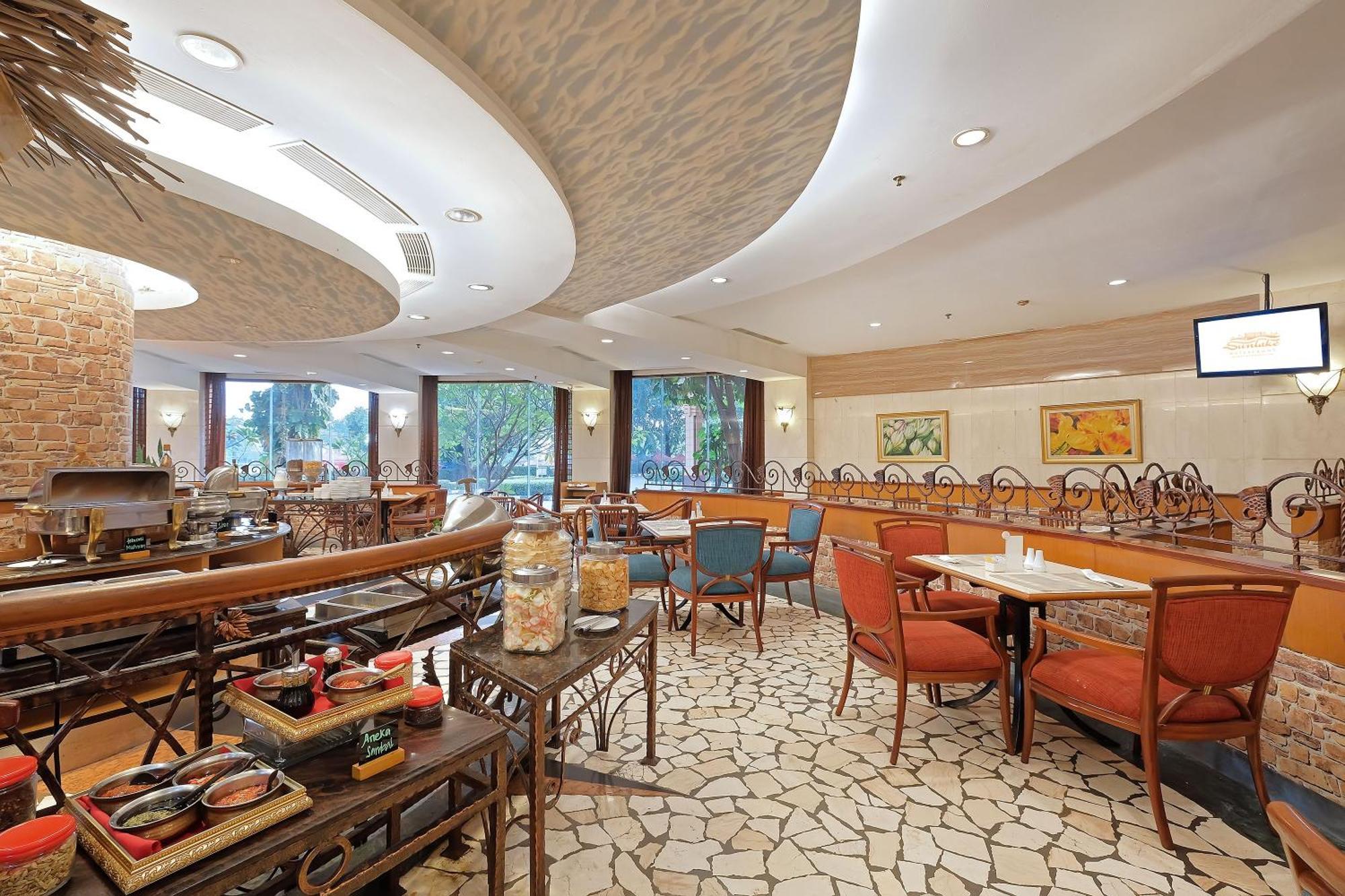 Sunlake Waterfront Resort & Convention Τζακάρτα Εξωτερικό φωτογραφία
